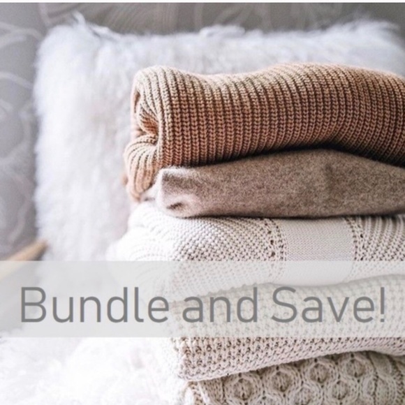 Host pick!ClearanceDistressed high waist jeans - Picture 3 of 4